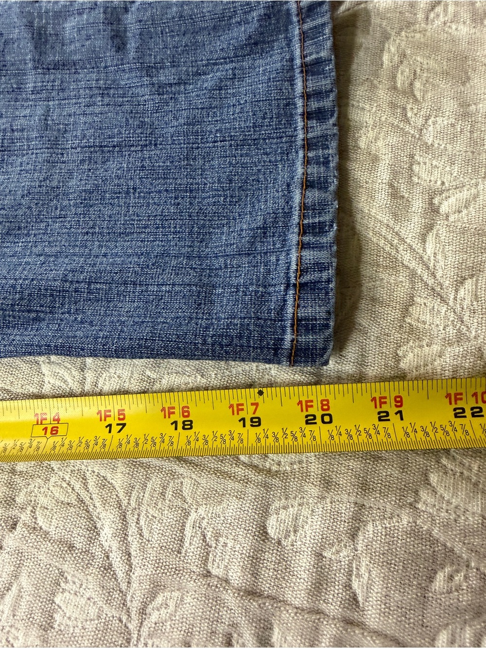 Younique Women's Low Rise Y2K Capri Jeans - Size 11 - Picture 10 of 11